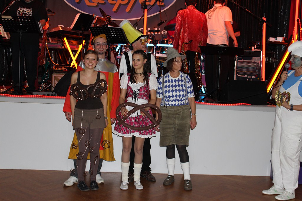 delphinball2013 t086